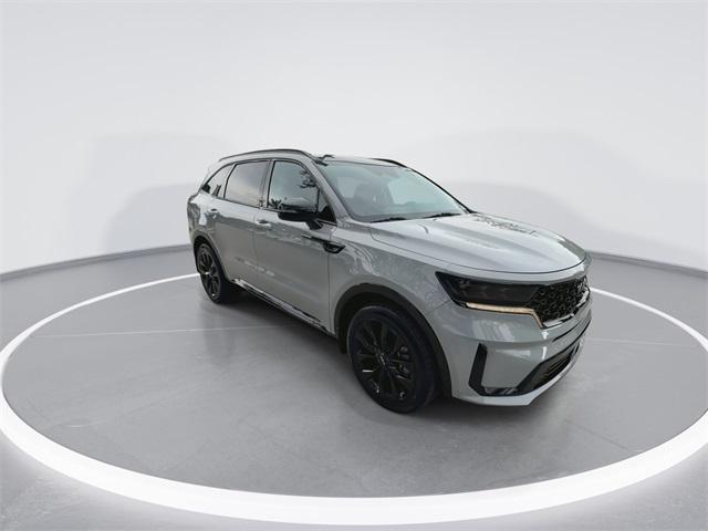 Photo of 2022 Wolf Gray Kia Sorento