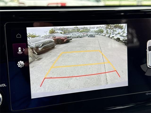 Photo of 2022 Wolf Gray Kia Sorento