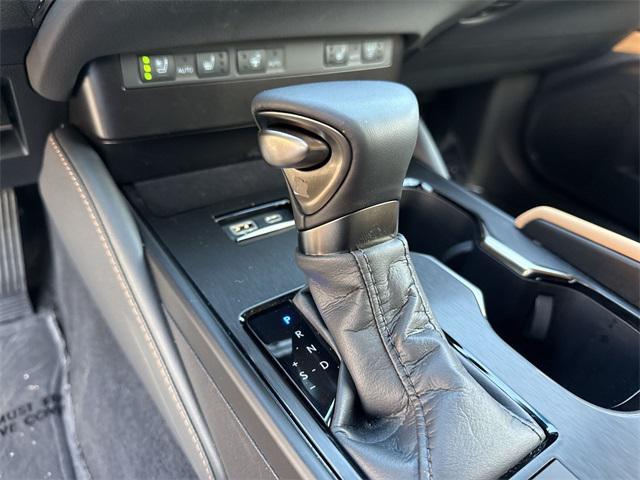 Photo of 2025 Iridium Lexus ES 350