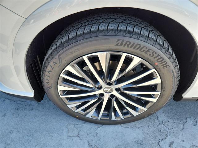 Photo of 2025 Eminent White Pearl Lexus RX 350