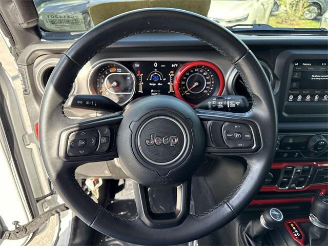 Photo of 2021 Bright White Clearcoat Jeep Wrangler