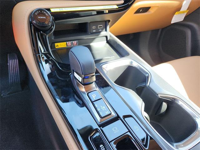 Photo of 2025 Copper Crest Lexus NX 250