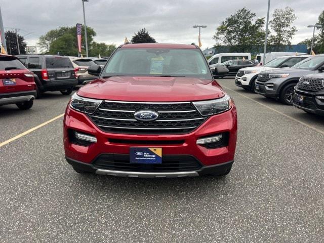 Photo of 2022 Rapid Red Metallic Tinted Clearcoat Ford Explorer