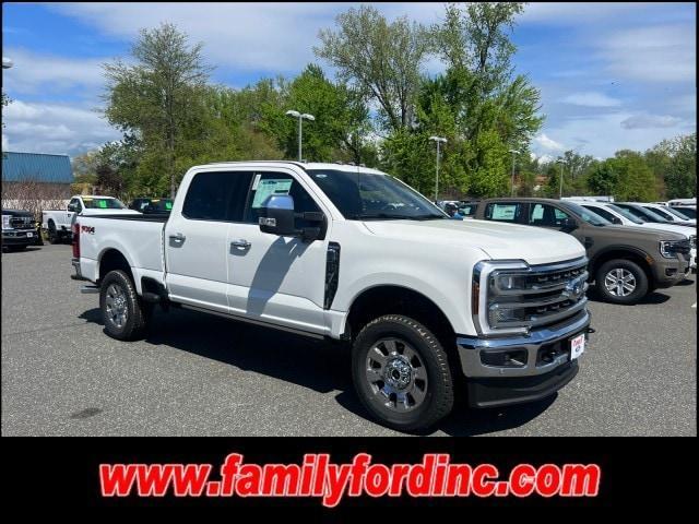 Photo of 2025 Star White Ford F-350