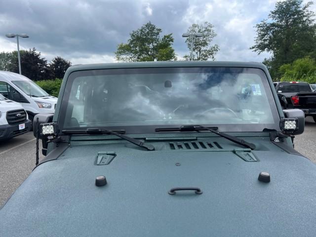 Photo of 2012 Natural Green Pearlcoat Jeep Wrangler