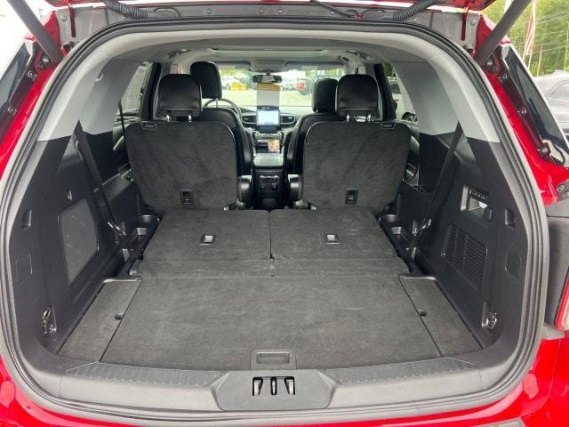 Photo of 2022 Rapid Red Metallic Tinted Clearcoat Ford Explorer