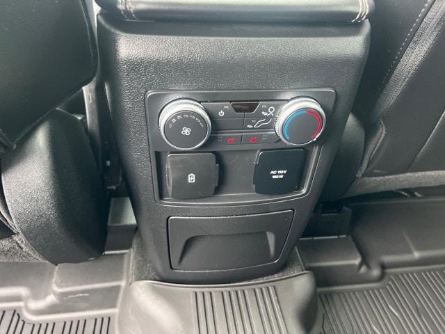 Photo of 2022 Rapid Red Metallic Tinted Clearcoat Ford Explorer