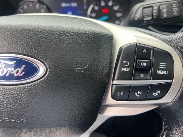 Photo of 2022 Rapid Red Metallic Tinted Clearcoat Ford Explorer