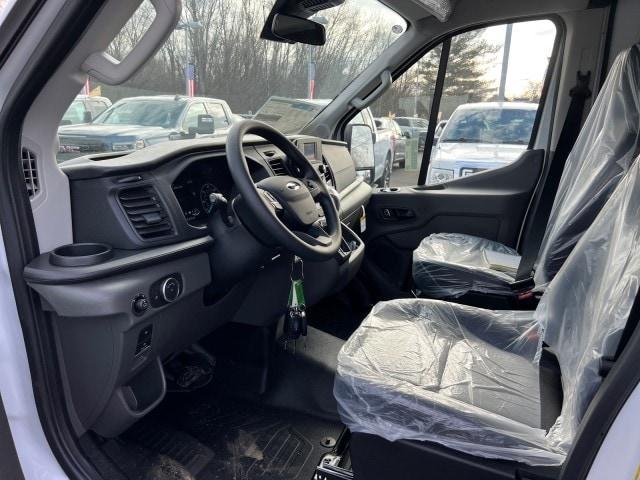 Photo of 2024 Oxford White Ford Transit-250