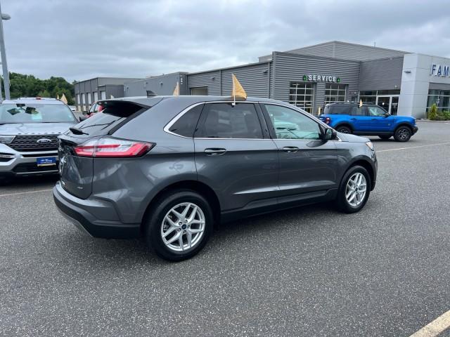 Photo of 2022 Carbonized Gray Ford Edge