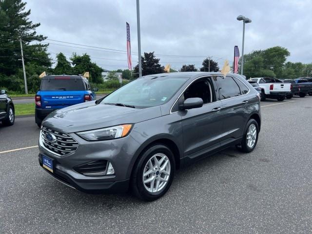 Photo of 2022 Carbonized Gray Ford Edge