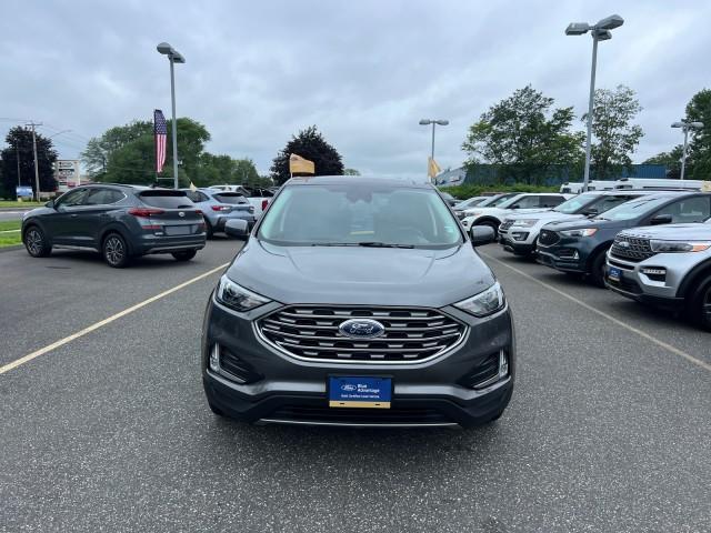 Photo of 2022 Carbonized Gray Ford Edge