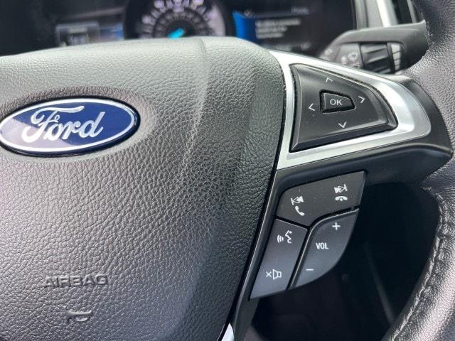 Photo of 2022 Carbonized Gray Ford Edge