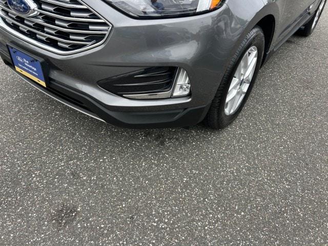 Photo of 2022 Carbonized Gray Ford Edge