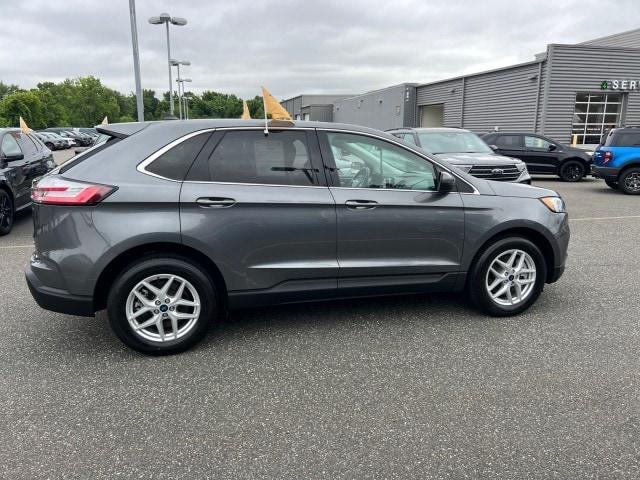 Photo of 2022 Carbonized Gray Ford Edge