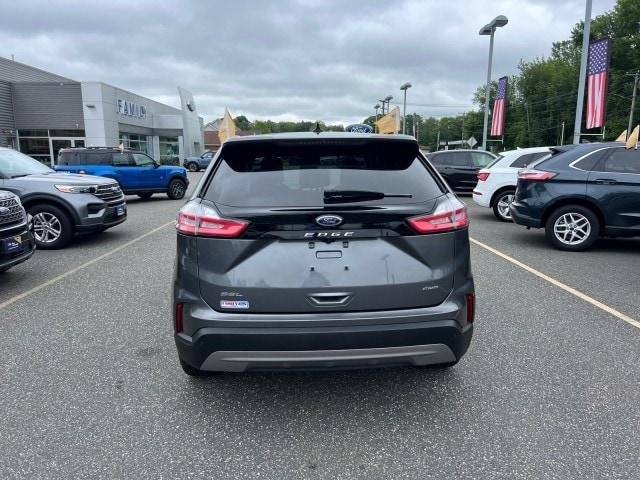 Photo of 2022 Carbonized Gray Ford Edge