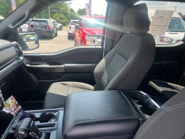 Photo of 2023 Oxford White Ford F-150
