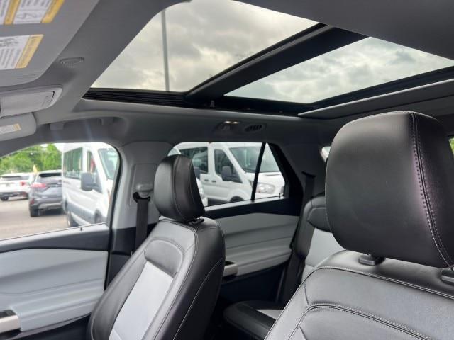 Photo of 2022 Carbonized Gray Metallic Ford Explorer