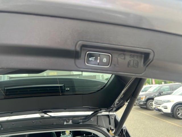 Photo of 2022 Carbonized Gray Metallic Ford Explorer