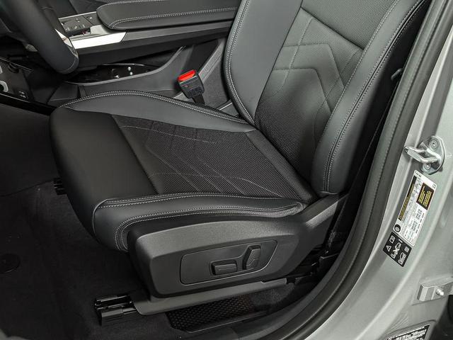 Photo of 2026 Space Silver Metallic BMW X1