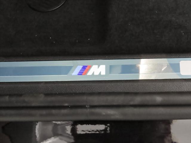 Photo of 2026 Black Sapphire Metallic BMW X7