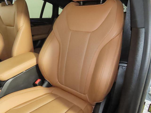 Photo of 2023 Brooklyn Grey Metallic BMW X4