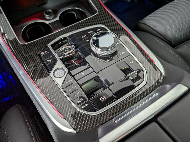 Photo of 2023 Tanzanite Blue II Metallic BMW X7