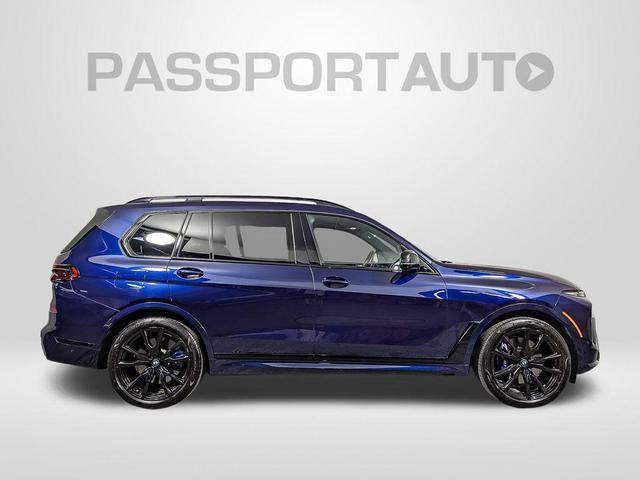 Photo of 2023 Tanzanite Blue II Metallic BMW X7