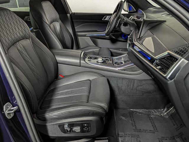Photo of 2023 Tanzanite Blue II Metallic BMW X7