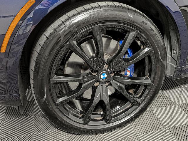 Photo of 2023 Tanzanite Blue II Metallic BMW X7