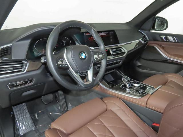 Photo of 2023 Alpine White BMW X5