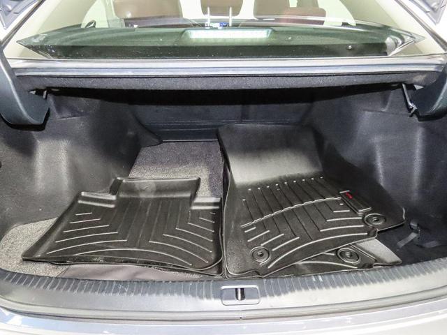 Photo of 2018 Nebula Gray Pearl Lexus IS 300