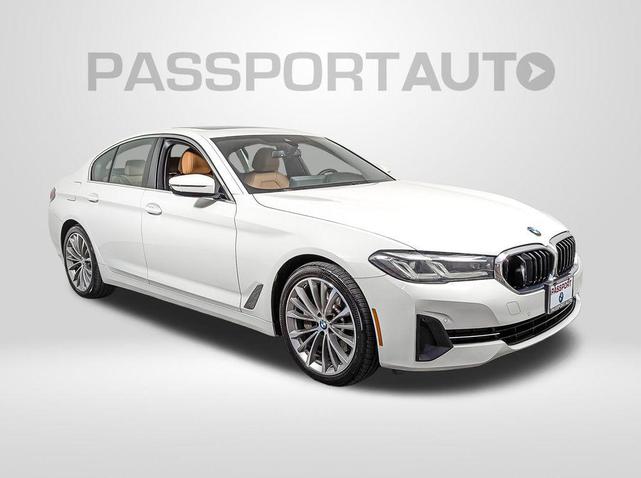 Photo of 2022 Alpine White BMW 530