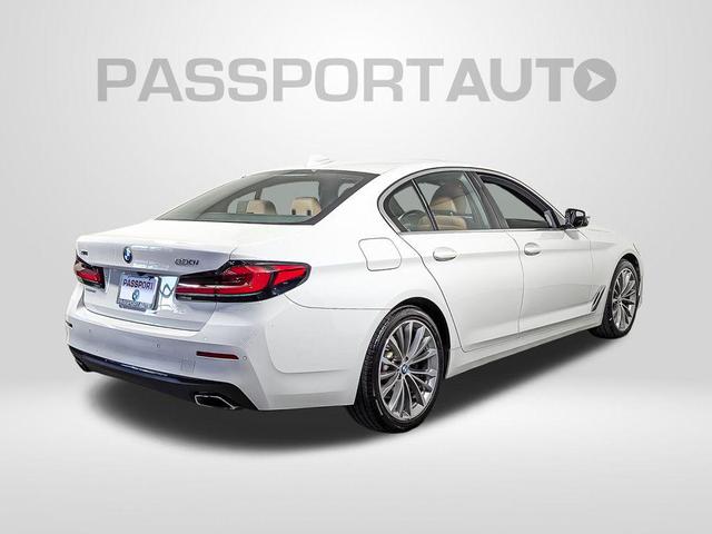 Photo of 2022 Alpine White BMW 530