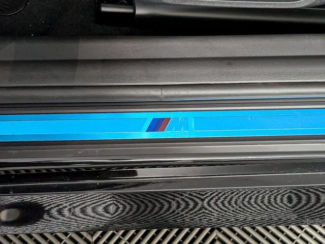 Photo of 2025 Black Sapphire Metallic BMW 230