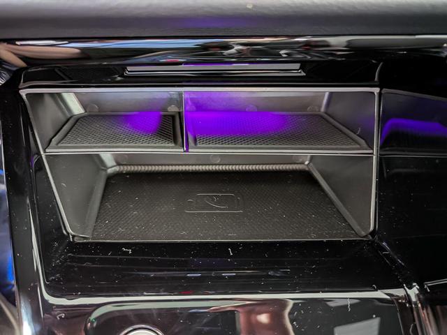 Photo of 2024 Opal White Pearl/Black Roof Volkswagen Golf GTI
