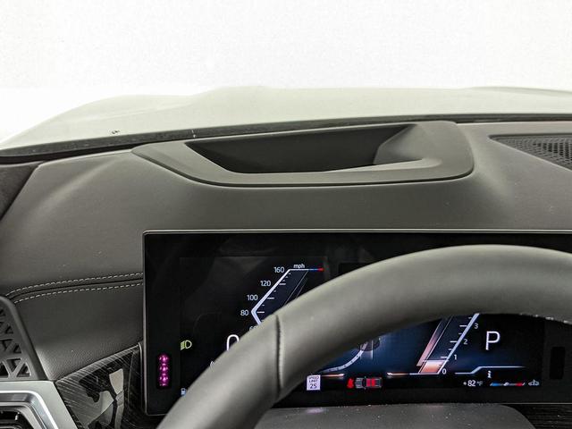 Photo of 2026 Skyscraper Grey Metallic BMW X7