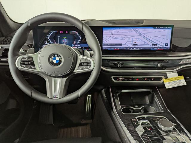 Photo of 2026 Skyscraper Grey Metallic BMW X7