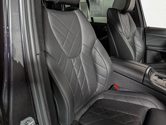 Photo of 2023 Dark Graphite Metallic BMW X5