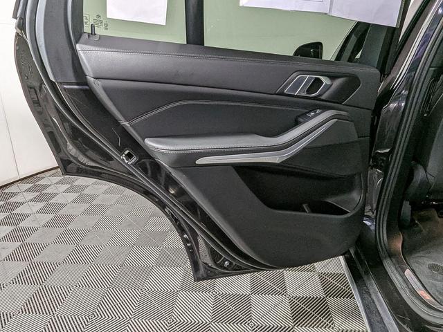 Photo of 2023 Dark Graphite Metallic BMW X5