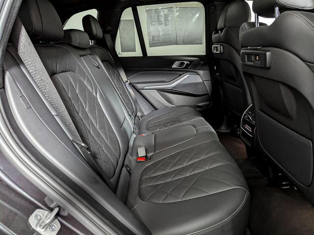 Photo of 2023 Dark Graphite Metallic BMW X5