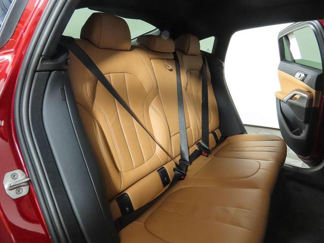 Photo of 2022 Flamenco Red Metallic BMW X6