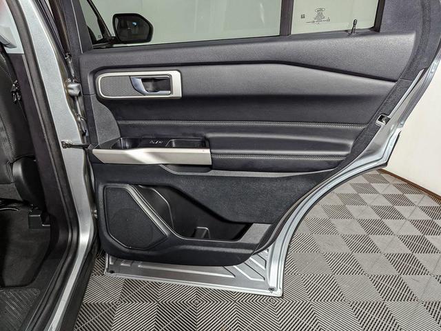 Photo of 2022 ICONIC SILVER METALLIC Ford Explorer