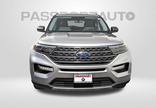 Photo of 2022 ICONIC SILVER METALLIC Ford Explorer