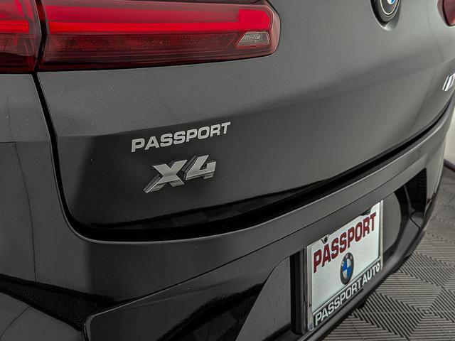 Photo of 2023 Black Sapphire Metallic BMW X4