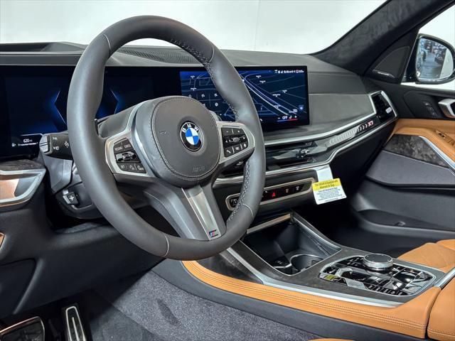 Photo of 2026 Carbon Black Metallic BMW X7