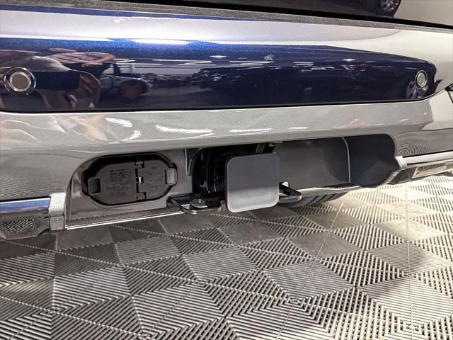 Photo of 2026 Carbon Black Metallic BMW X7