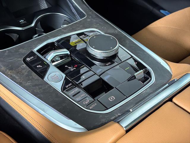 Photo of 2026 Carbon Black Metallic BMW X7