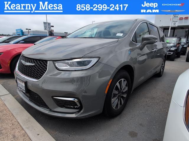 2022 Chrysler Pacifica Hybrid