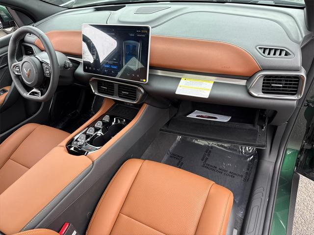 Photo of 2025 Ocean VinFast VF 8
